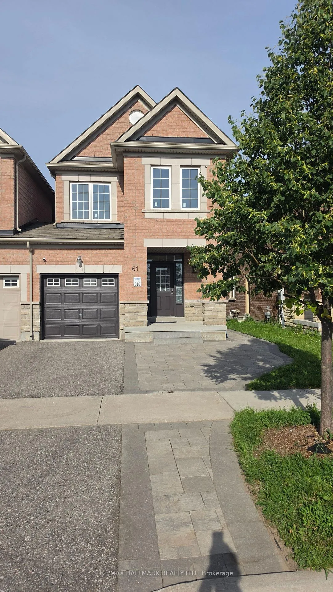 Photo 1 of 61 Collin Court, Richmond Hill, Jefferson — HOMEH