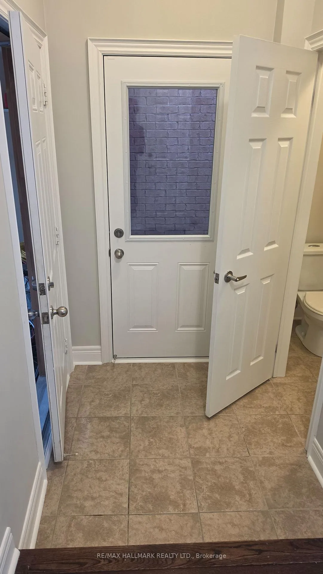 Photo 6 of 61 Collin Court, Richmond Hill, Jefferson — HOMEH