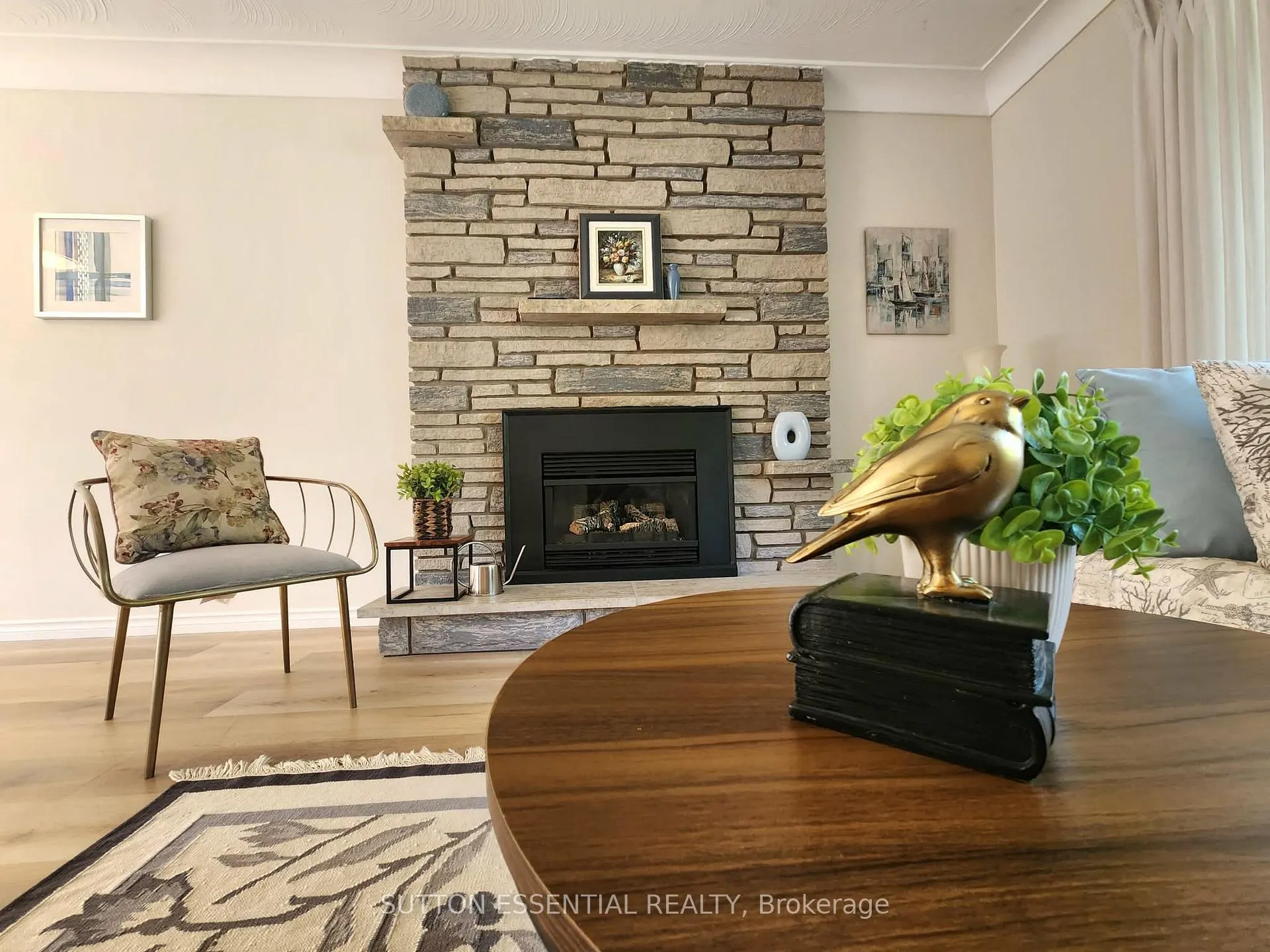 Photo 5 of 18 Vanier Drive, Brockville, Brockville — HOMEH