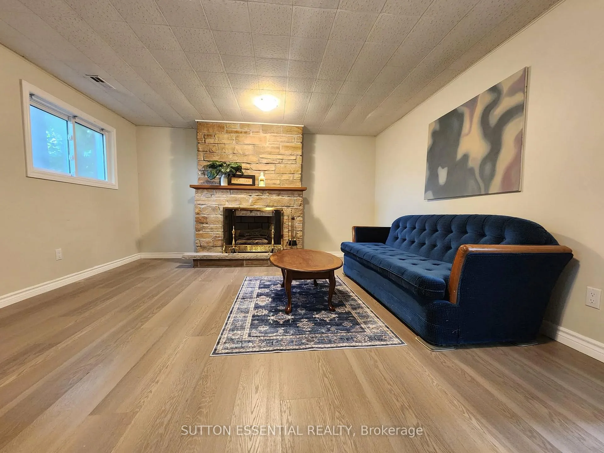 Photo 25 of 18 Vanier Drive, Brockville, Brockville — HOMEH