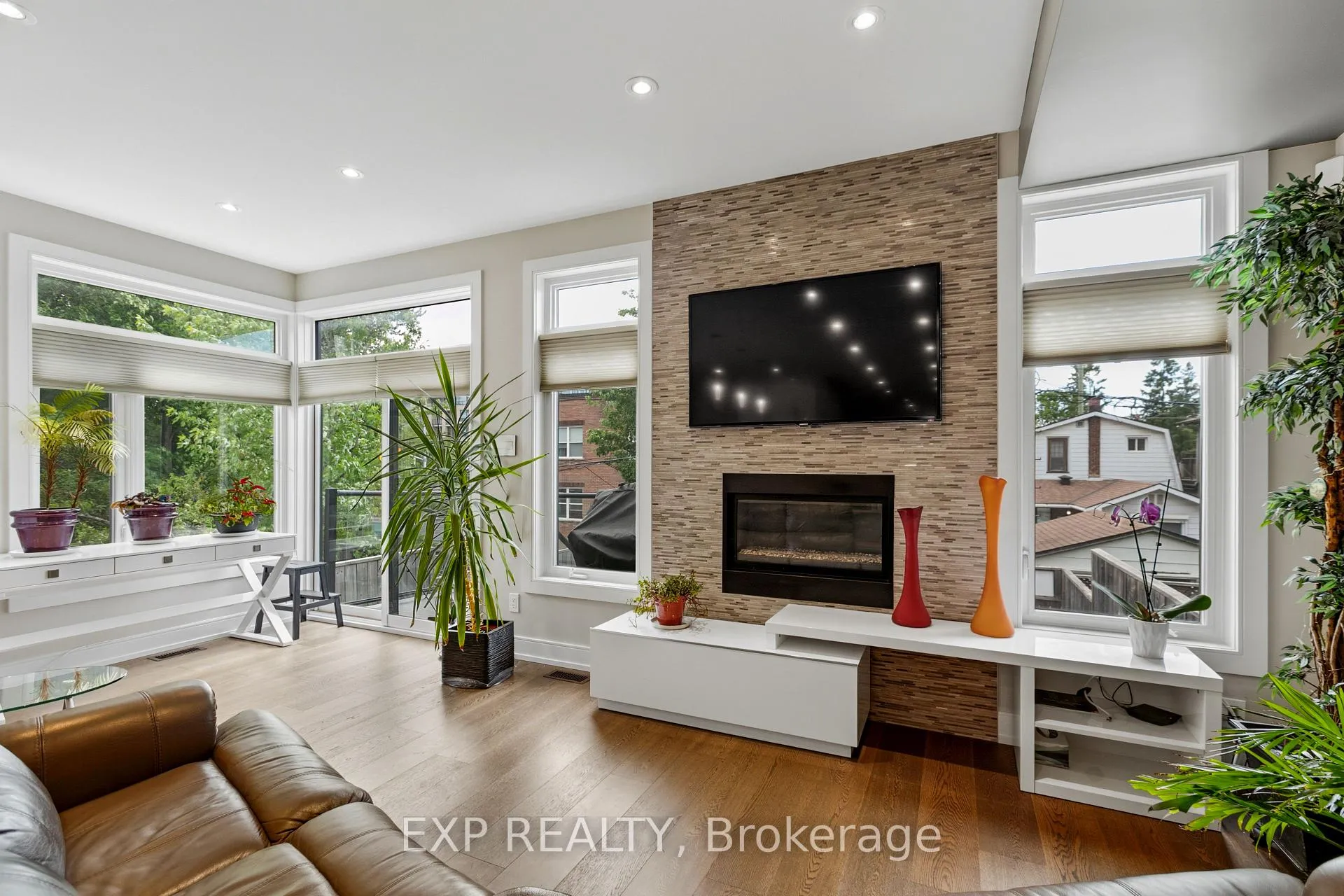Photo 9 of 157 Wesley Avenue, Ottawa, Westboro/Hampton Park — HOMEH