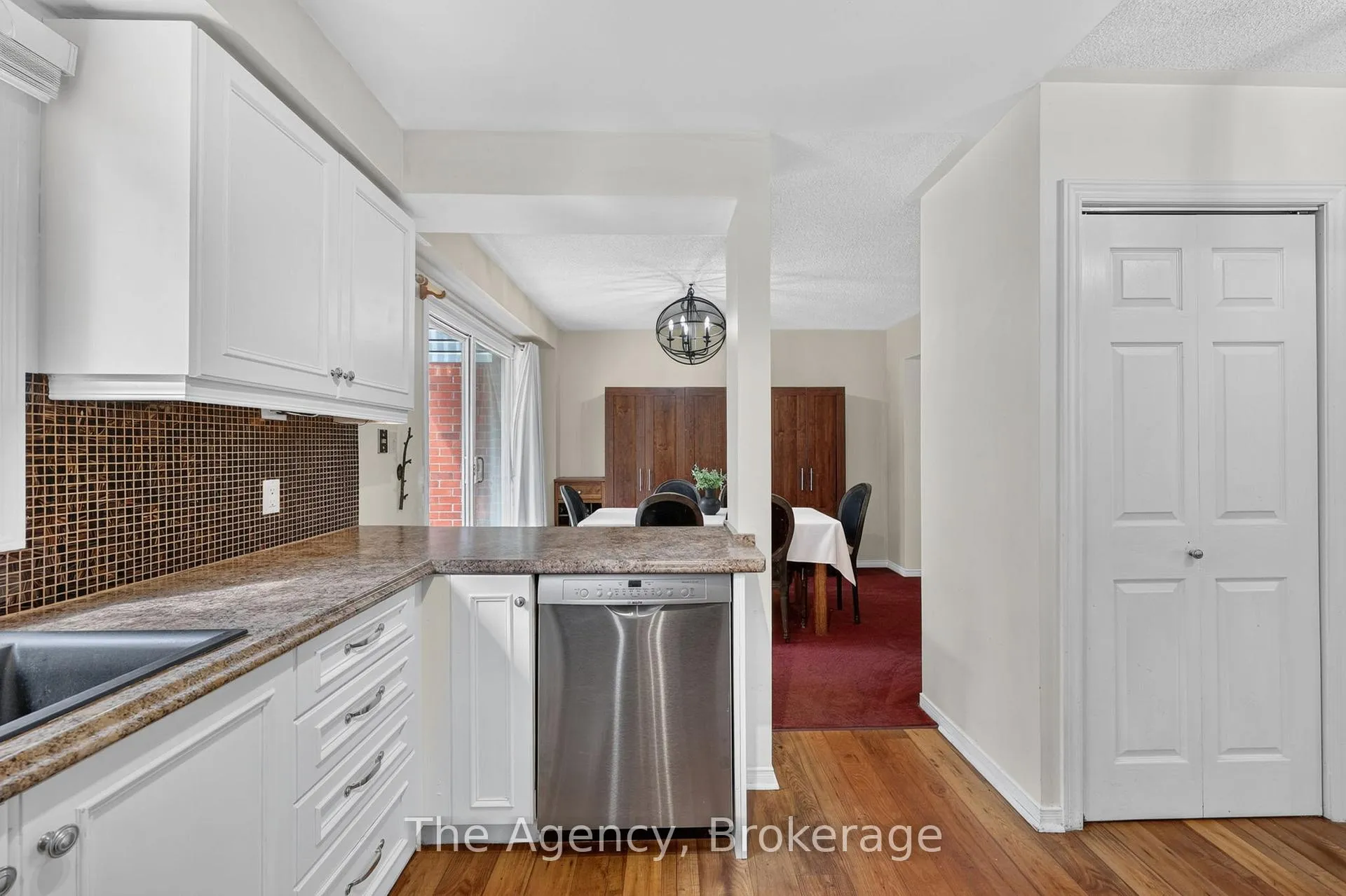 Photo 7 of 97 Shoreline Drive, Bracebridge — HOMEH