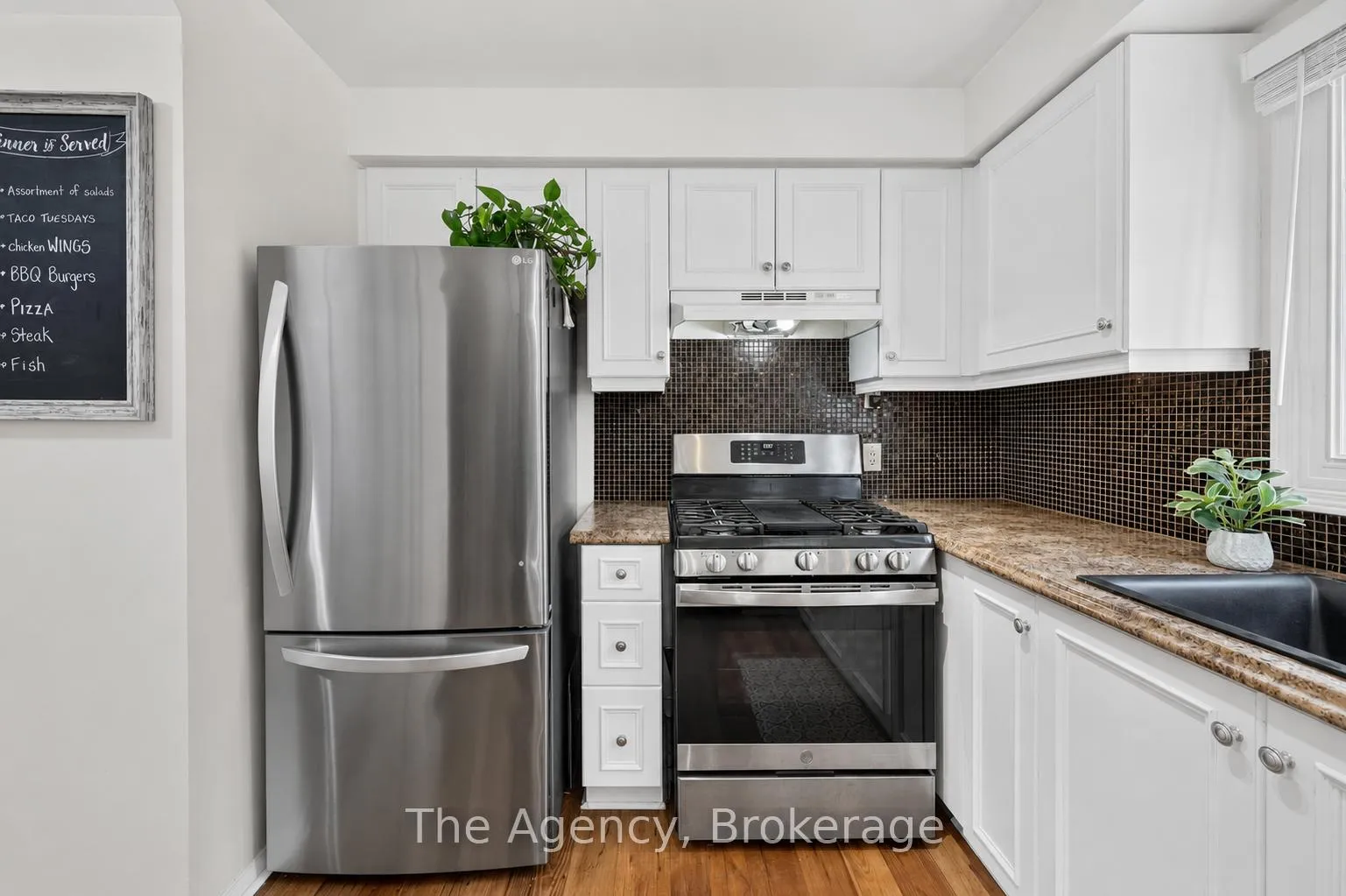 Photo 9 of 97 Shoreline Drive, Bracebridge — HOMEH