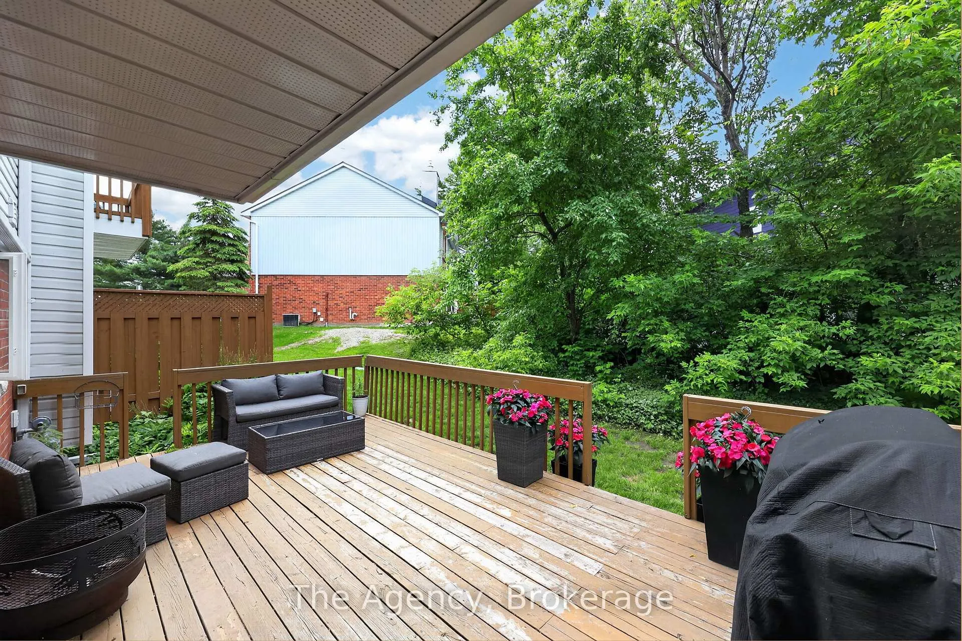 Photo 40 of 97 Shoreline Drive, Bracebridge — HOMEH