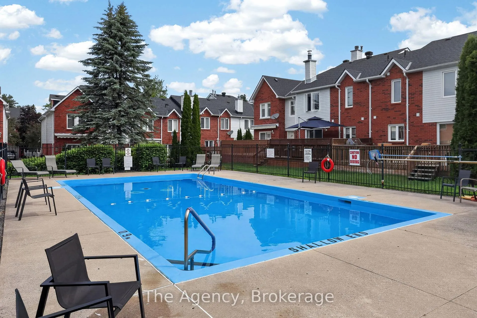 Photo 45 of 97 Shoreline Drive, Bracebridge — HOMEH