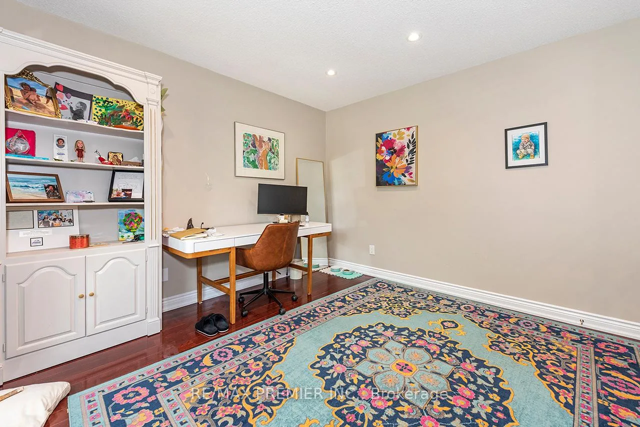 Photo 8 of 4 Bourbon Road, Vaughan, East Woodbridge — HOMEH