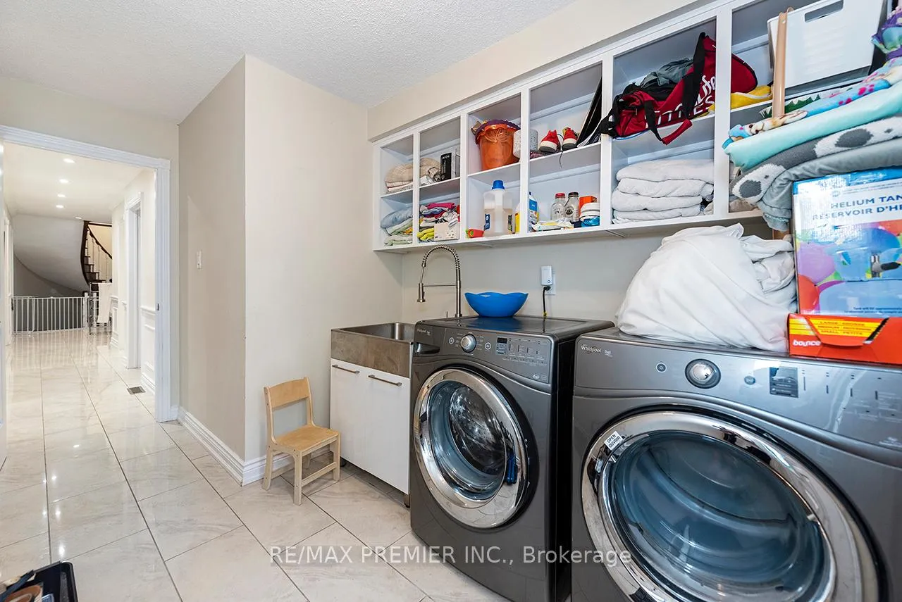 Photo 18 of 4 Bourbon Road, Vaughan, East Woodbridge — HOMEH
