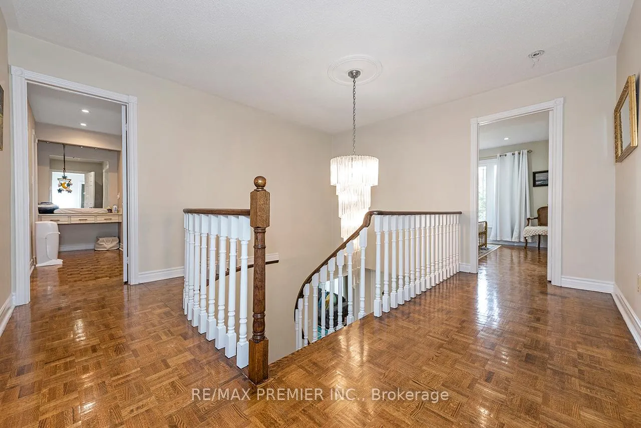 Photo 19 of 4 Bourbon Road, Vaughan, East Woodbridge — HOMEH