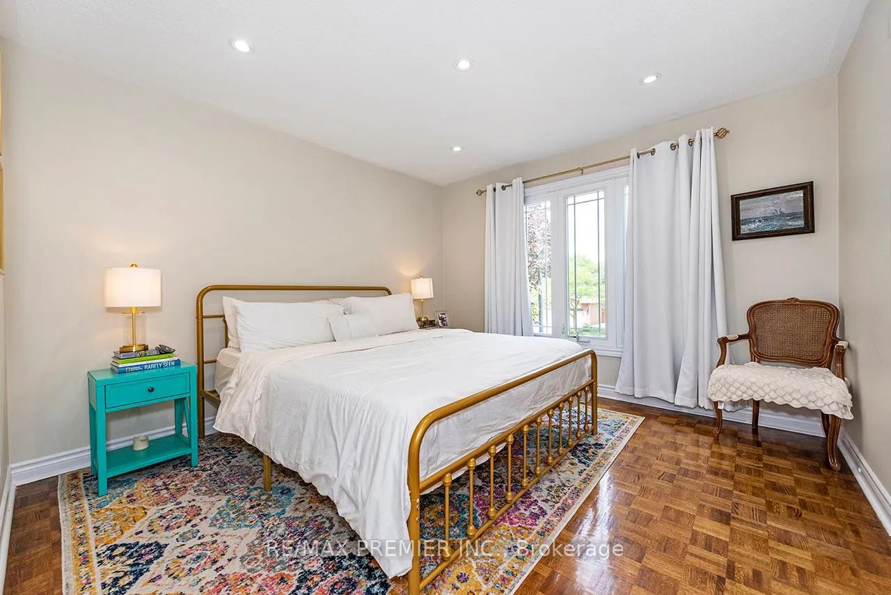 Photo 20 of 4 Bourbon Road, Vaughan, East Woodbridge — HOMEH