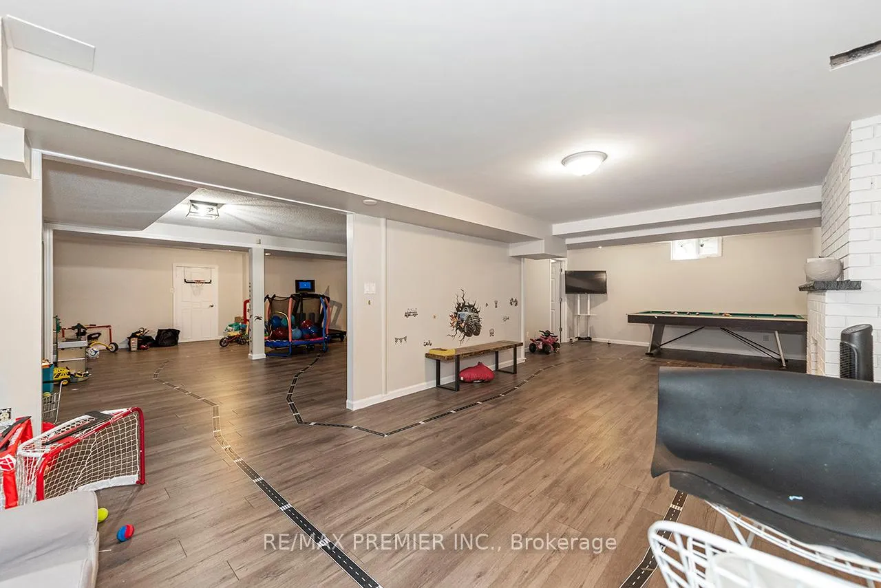 Photo 35 of 4 Bourbon Road, Vaughan, East Woodbridge — HOMEH