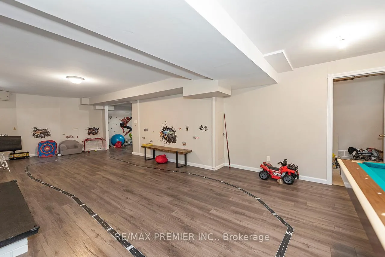 Photo 37 of 4 Bourbon Road, Vaughan, East Woodbridge — HOMEH
