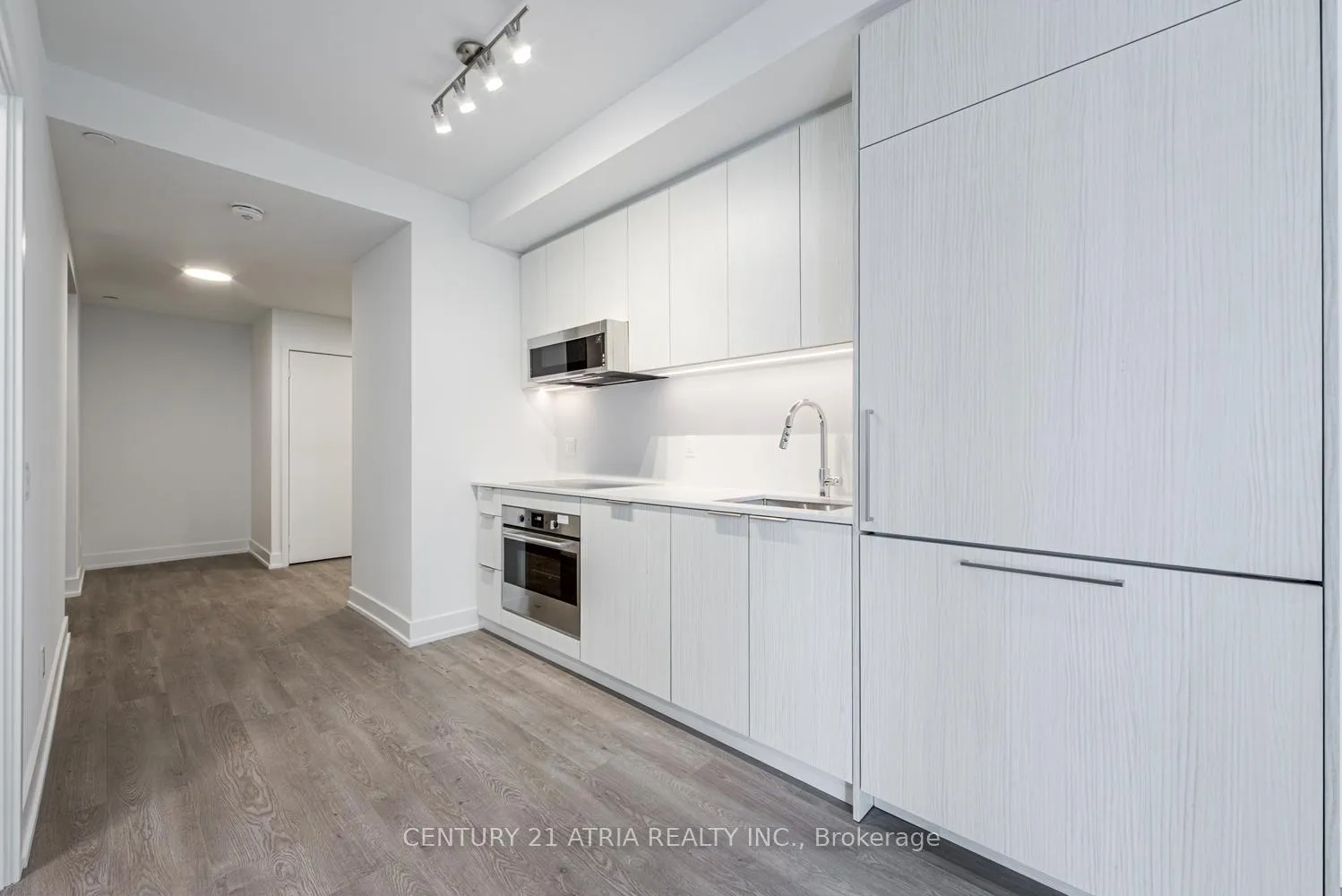 Photo 2 of Unit 819, 308 Jarvis Street, Toronto, Waterfront Communities — HOMEH
