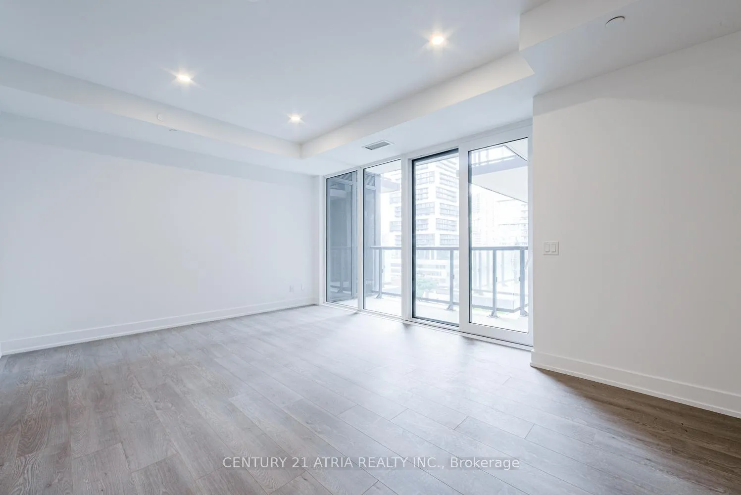 Photo 7 of Unit 819, 308 Jarvis Street, Toronto, Waterfront Communities — HOMEH