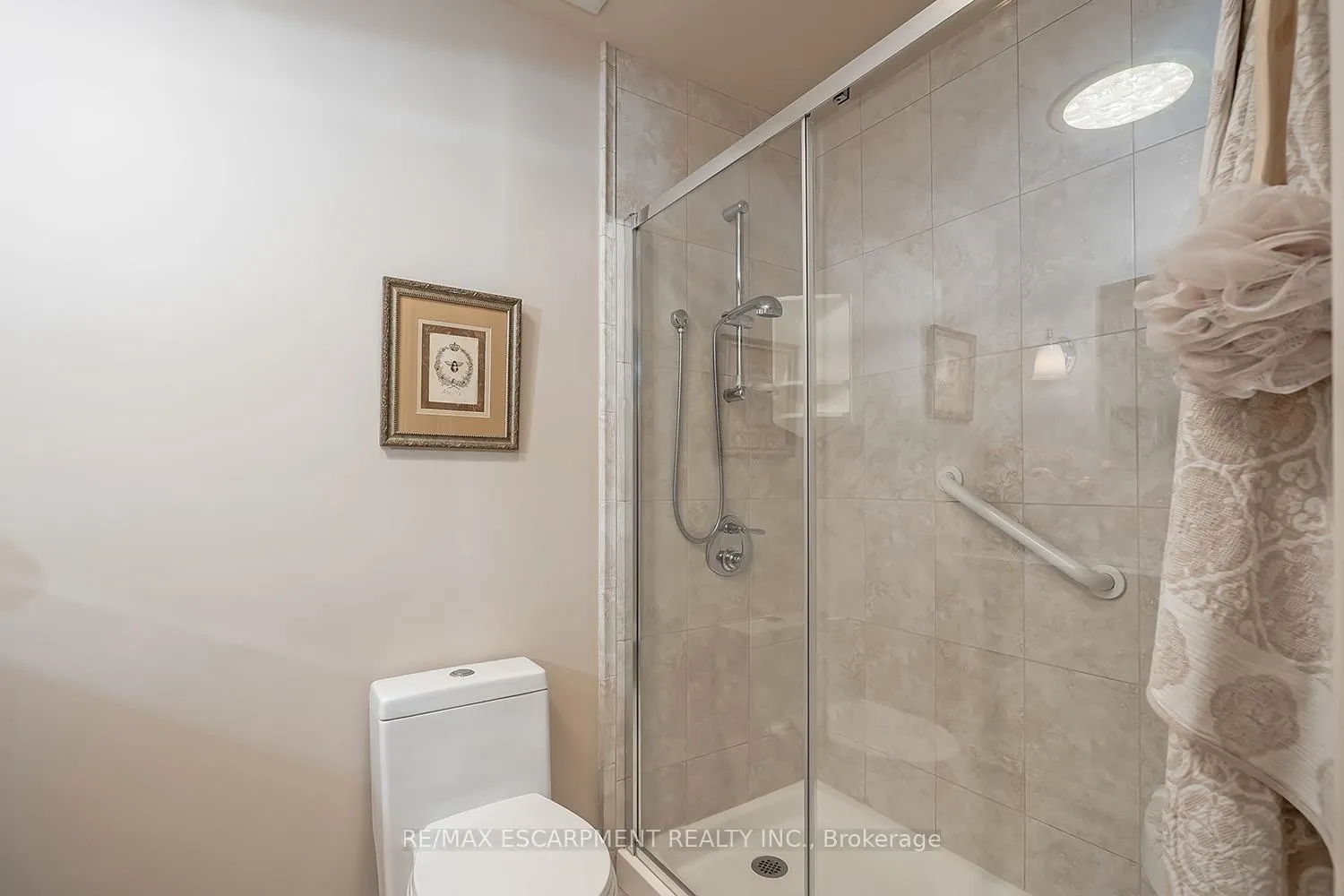 Photo 20 of Unit 5, 1580 Kerns Road, Burlington, Tyandaga — HOMEH
