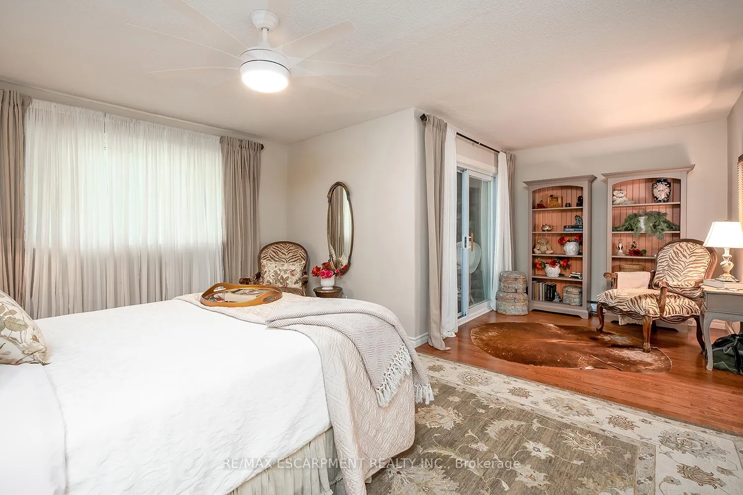 Photo 21 of Unit 5, 1580 Kerns Road, Burlington, Tyandaga — HOMEH