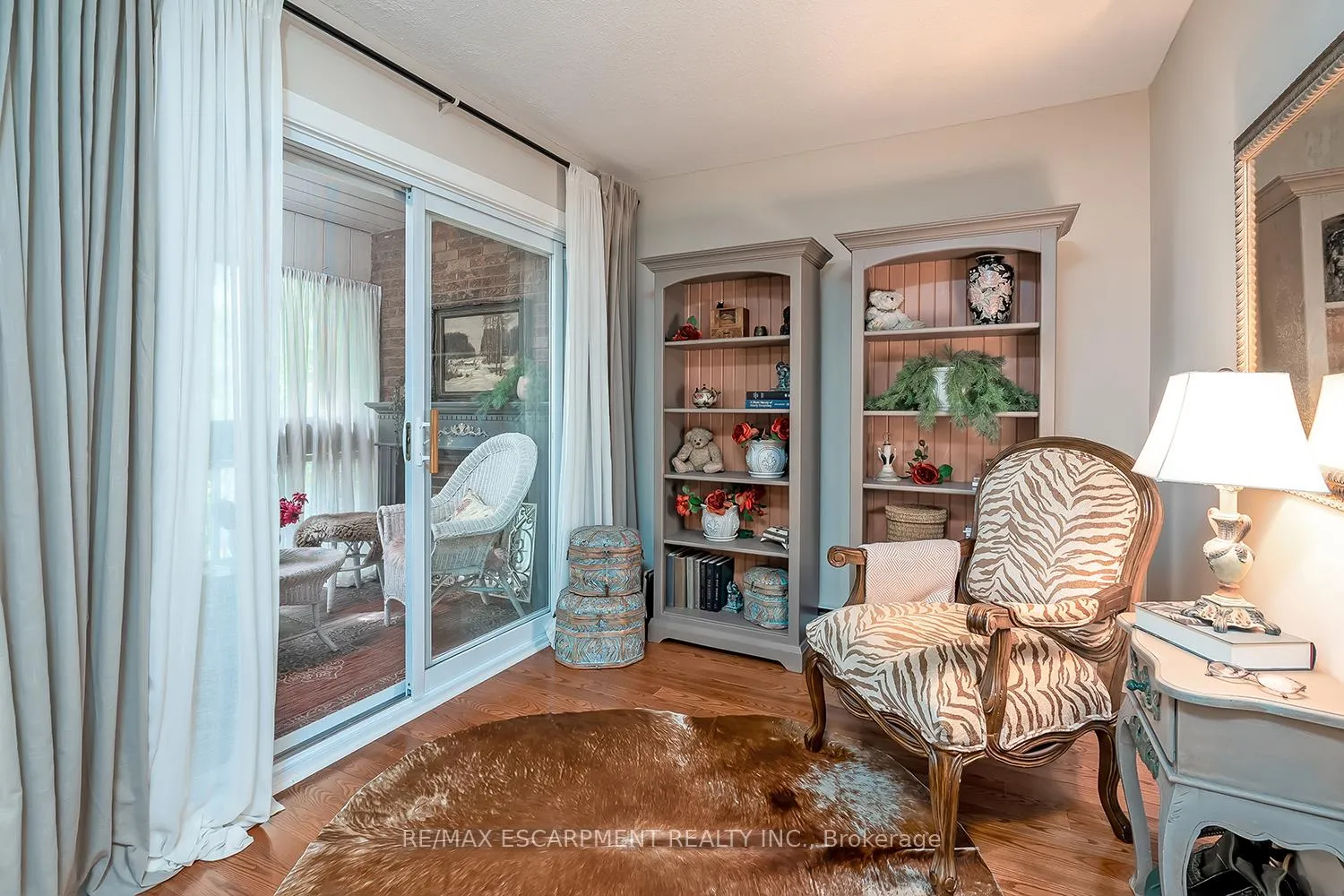 Photo 22 of Unit 5, 1580 Kerns Road, Burlington, Tyandaga — HOMEH