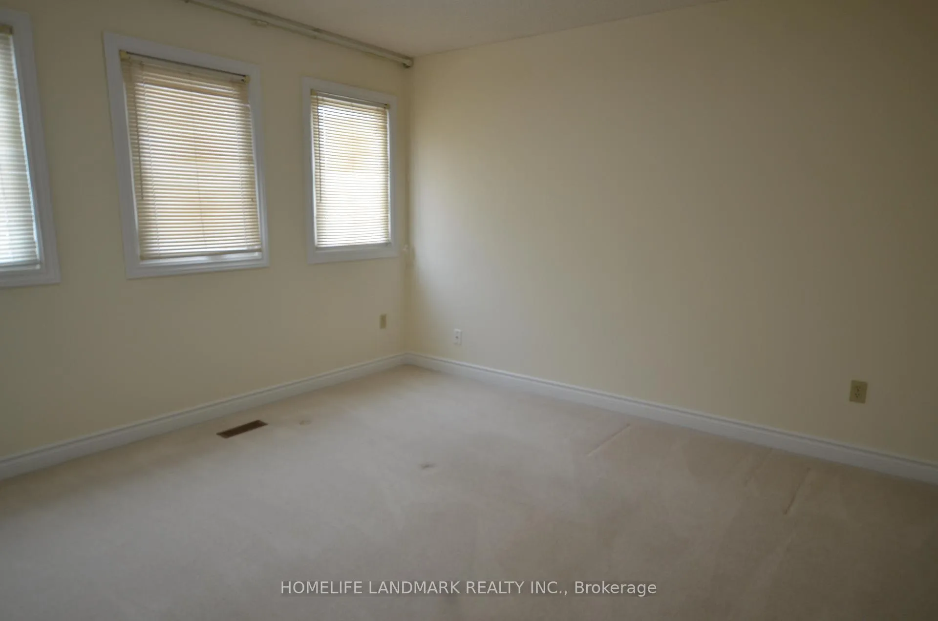 Photo 13 of 129 Lyndhurst Drive, Markham, Thornlea — HOMEH