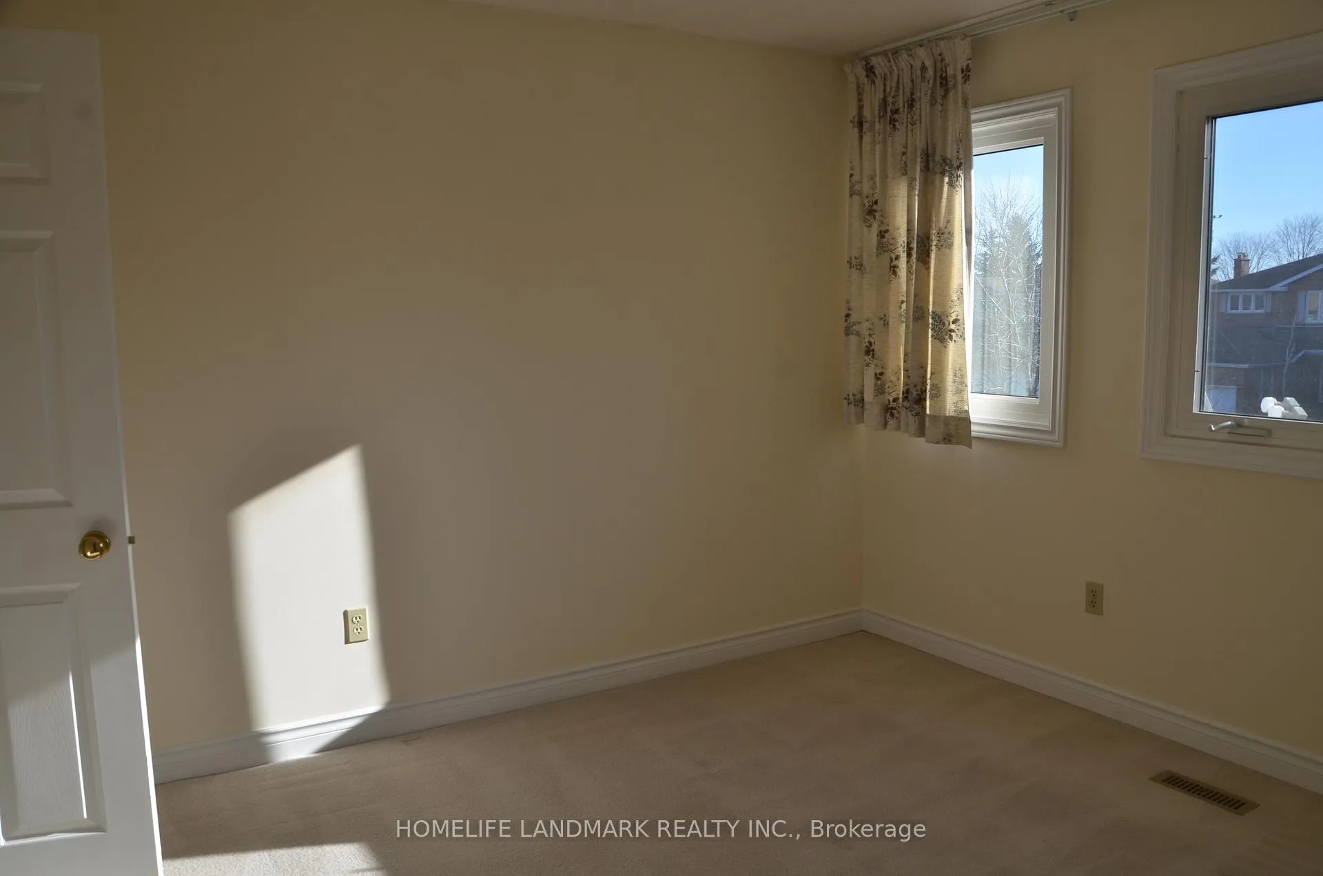 Photo 14 of 129 Lyndhurst Drive, Markham, Thornlea — HOMEH