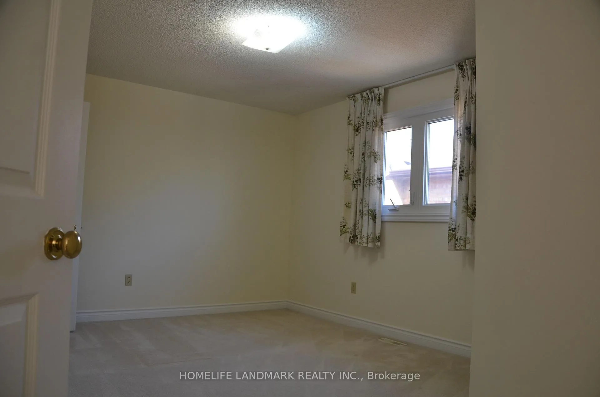 Photo 15 of 129 Lyndhurst Drive, Markham, Thornlea — HOMEH