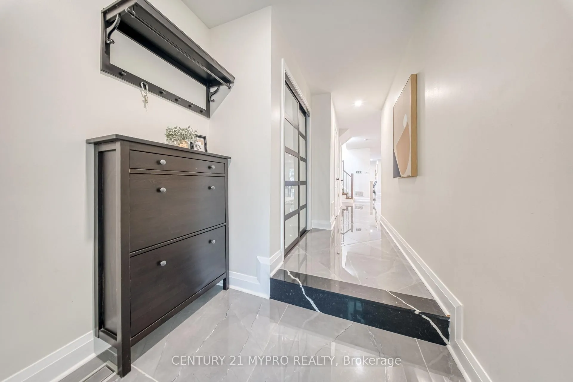 Photo 5 of 67 Mugford Road, Aurora, Bayview Wellington — HOMEH