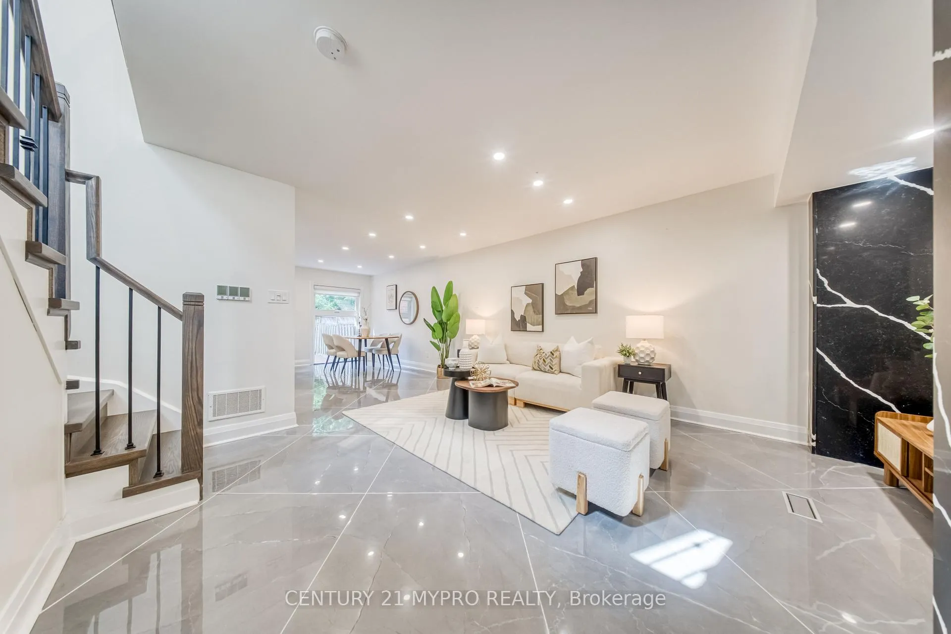 Photo 6 of 67 Mugford Road, Aurora, Bayview Wellington — HOMEH