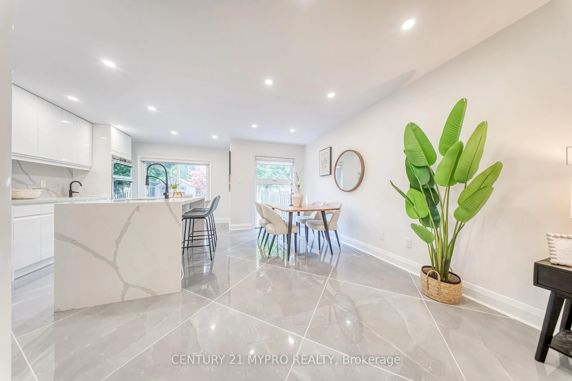 Photo 11 of 67 Mugford Road, Aurora, Bayview Wellington — HOMEH