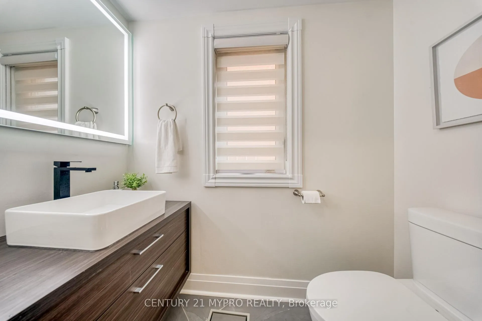 Photo 20 of 67 Mugford Road, Aurora, Bayview Wellington — HOMEH