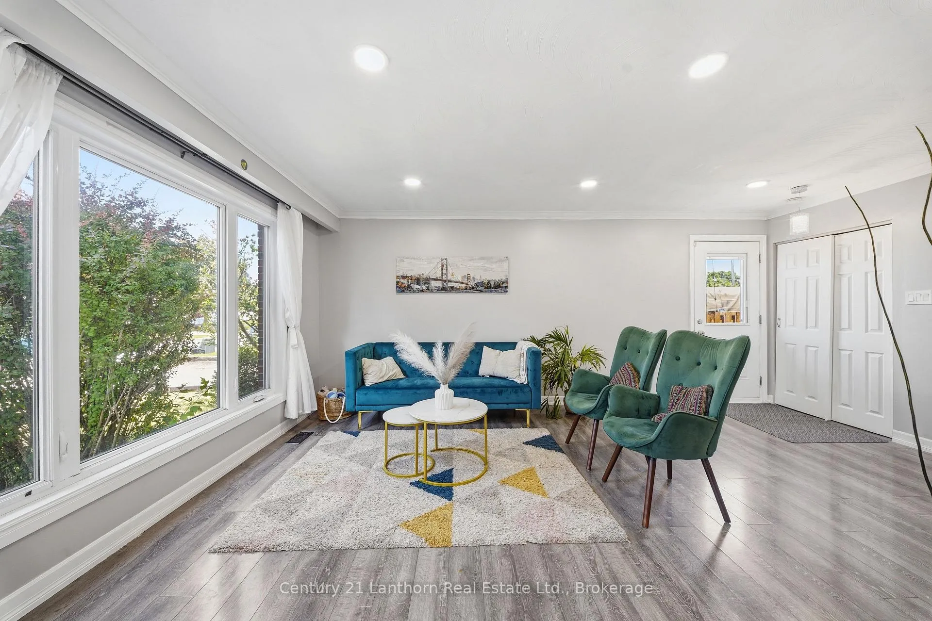 Photo 9 of 15 Wilson Crescent, Quinte West, Trenton Ward — HOMEH
