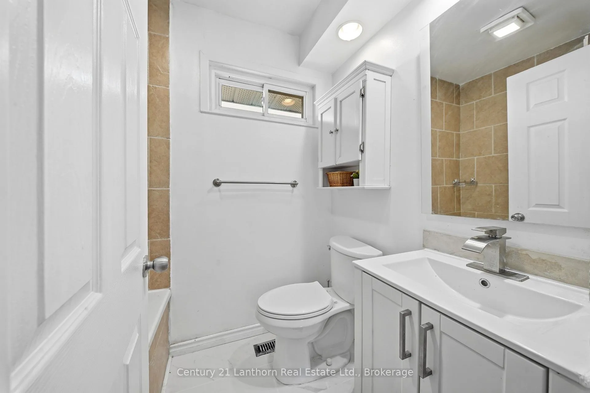 Photo 14 of 15 Wilson Crescent, Quinte West, Trenton Ward — HOMEH