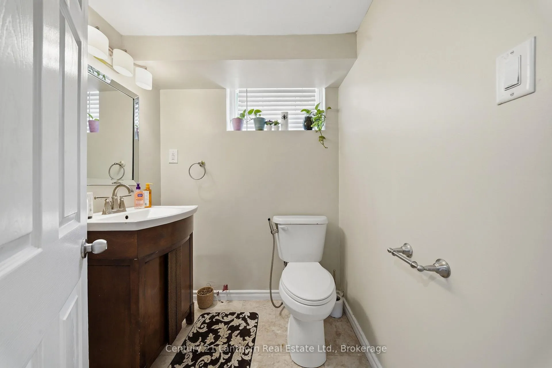 Photo 26 of 15 Wilson Crescent, Quinte West, Trenton Ward — HOMEH