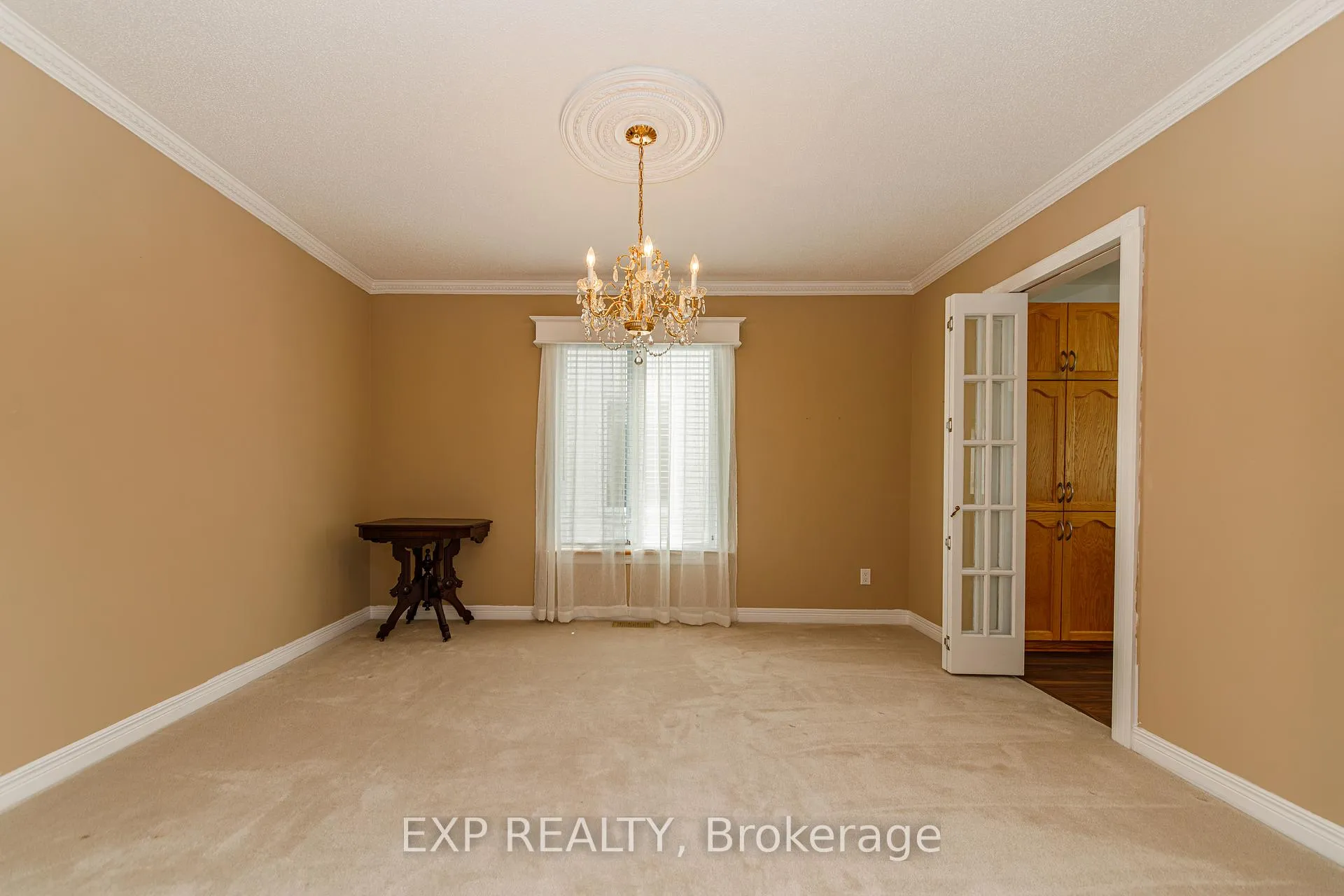 Photo 6 of 40 Newborough Crescent, Ottawa, Barrhaven East — HOMEH