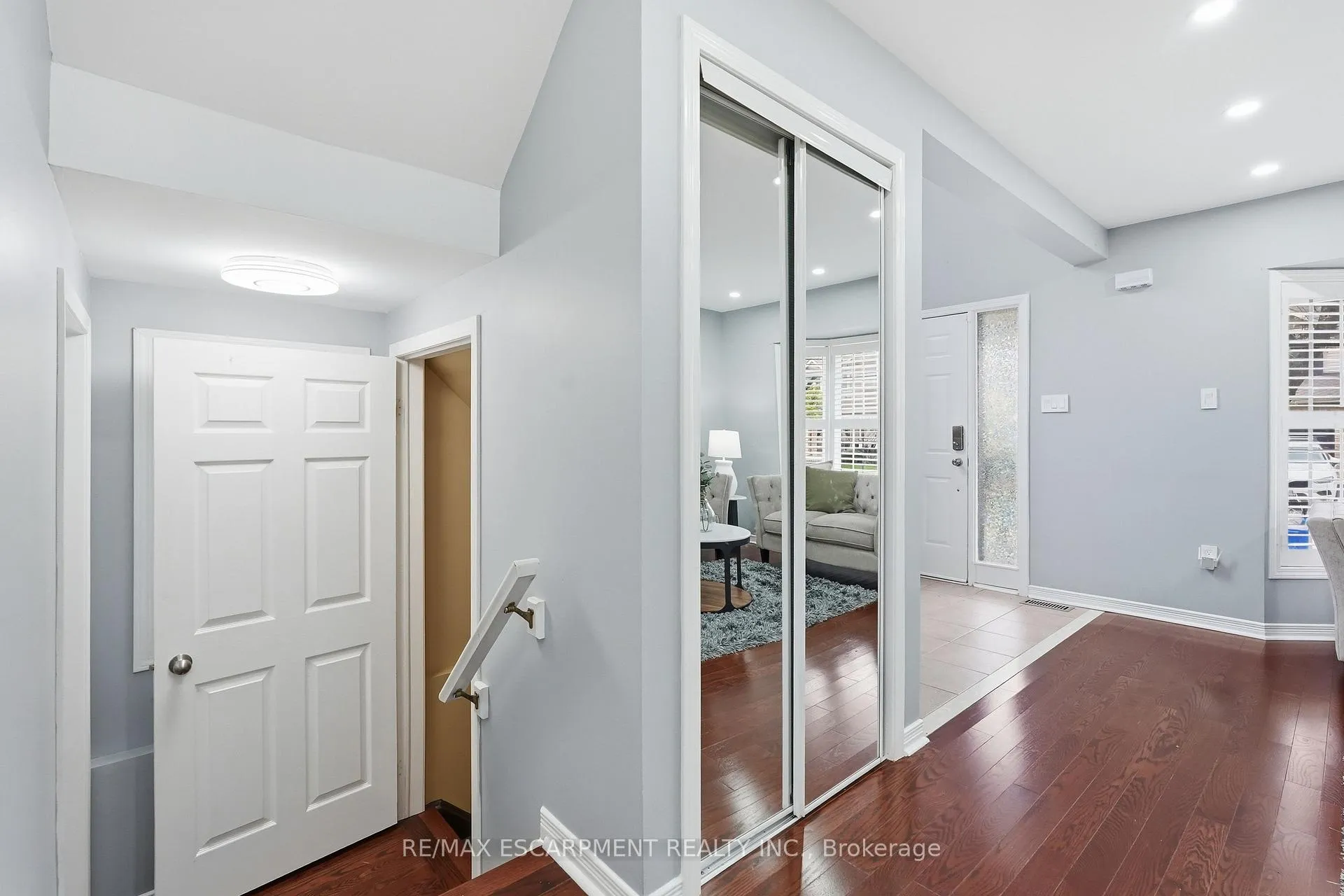 Photo 37 of 5010 Bunton Crescent, Burlington, Orchard — HOMEH