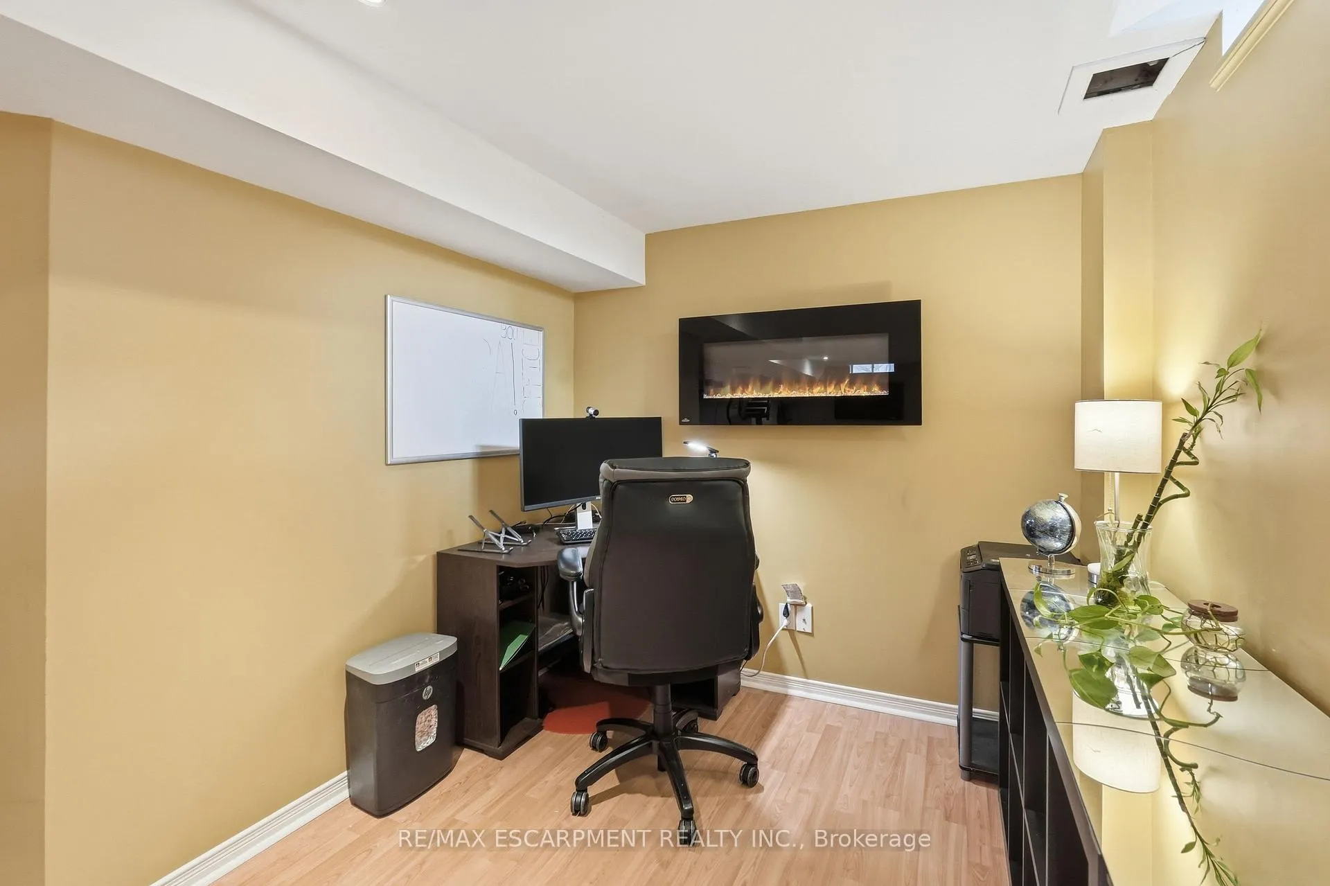 Photo 42 of 5010 Bunton Crescent, Burlington, Orchard — HOMEH