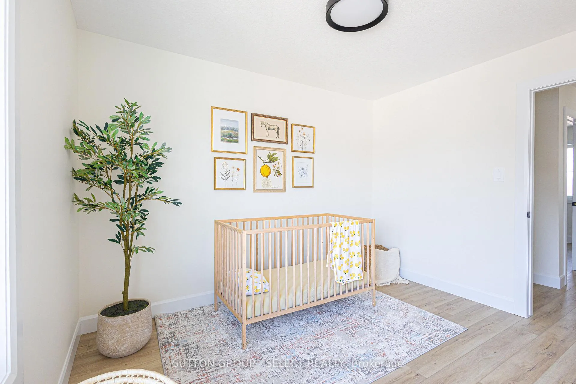 Photo 24 of Unit 2, 233 Upper Queen Street, Thames Centre, Thorndale — HOMEH