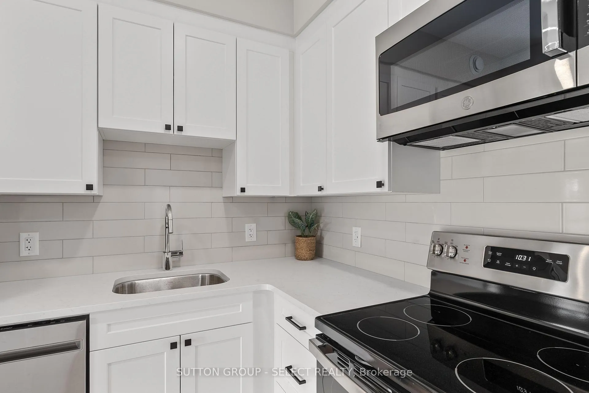 Photo 10 of Unit 203, 76 Hamilton Street, Goderich, Goderich (Town) — HOMEH
