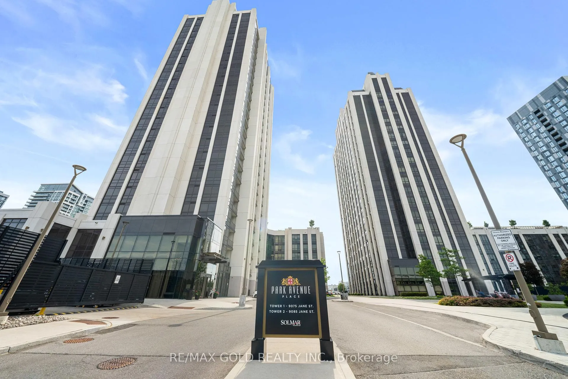 Photo 2 of Unit 618, 9075 Jane Street, Vaughan, Concord — HOMEH