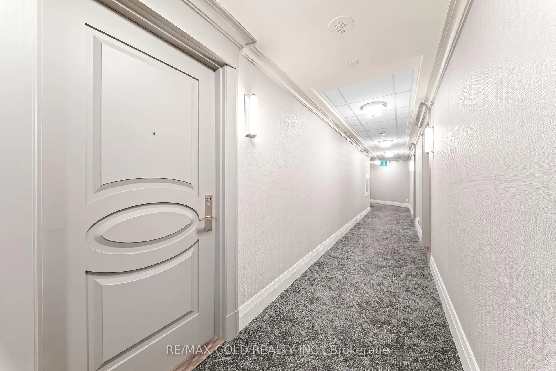 Photo 10 of Unit 618, 9075 Jane Street, Vaughan, Concord — HOMEH