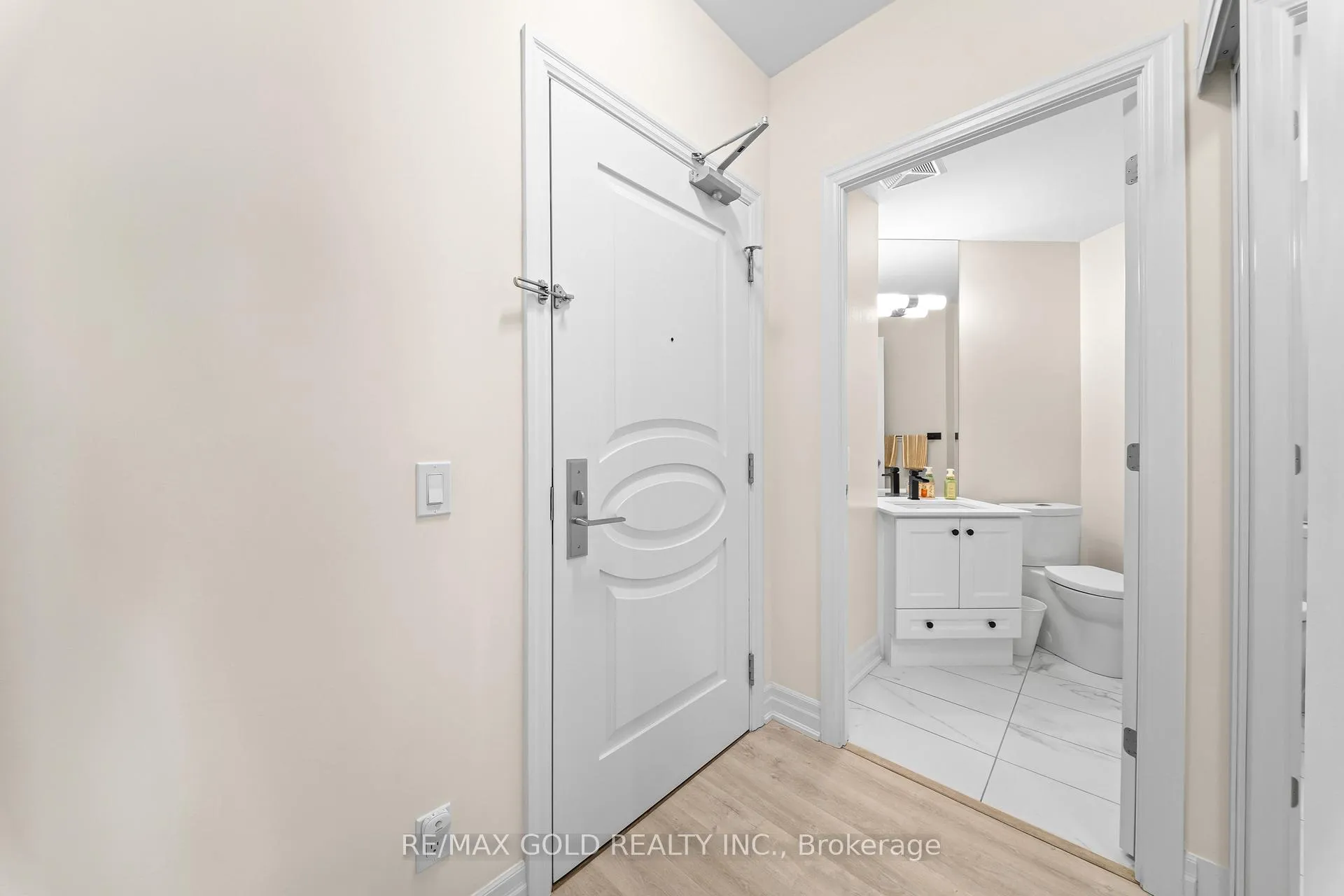 Photo 11 of Unit 618, 9075 Jane Street, Vaughan, Concord — HOMEH
