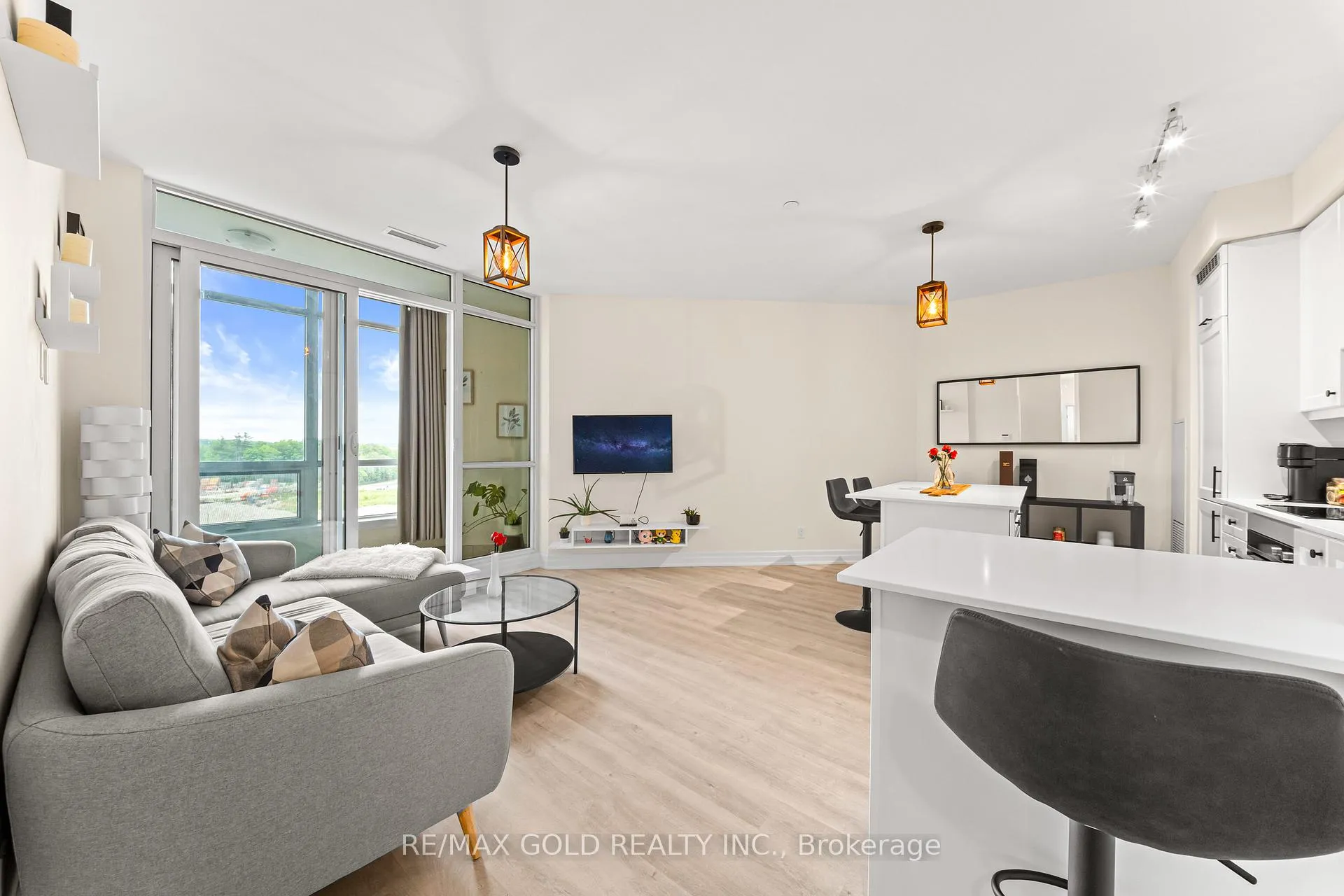 Photo 14 of Unit 618, 9075 Jane Street, Vaughan, Concord — HOMEH