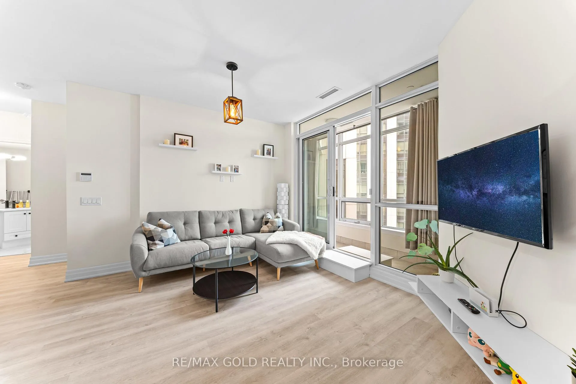 Photo 21 of Unit 618, 9075 Jane Street, Vaughan, Concord — HOMEH