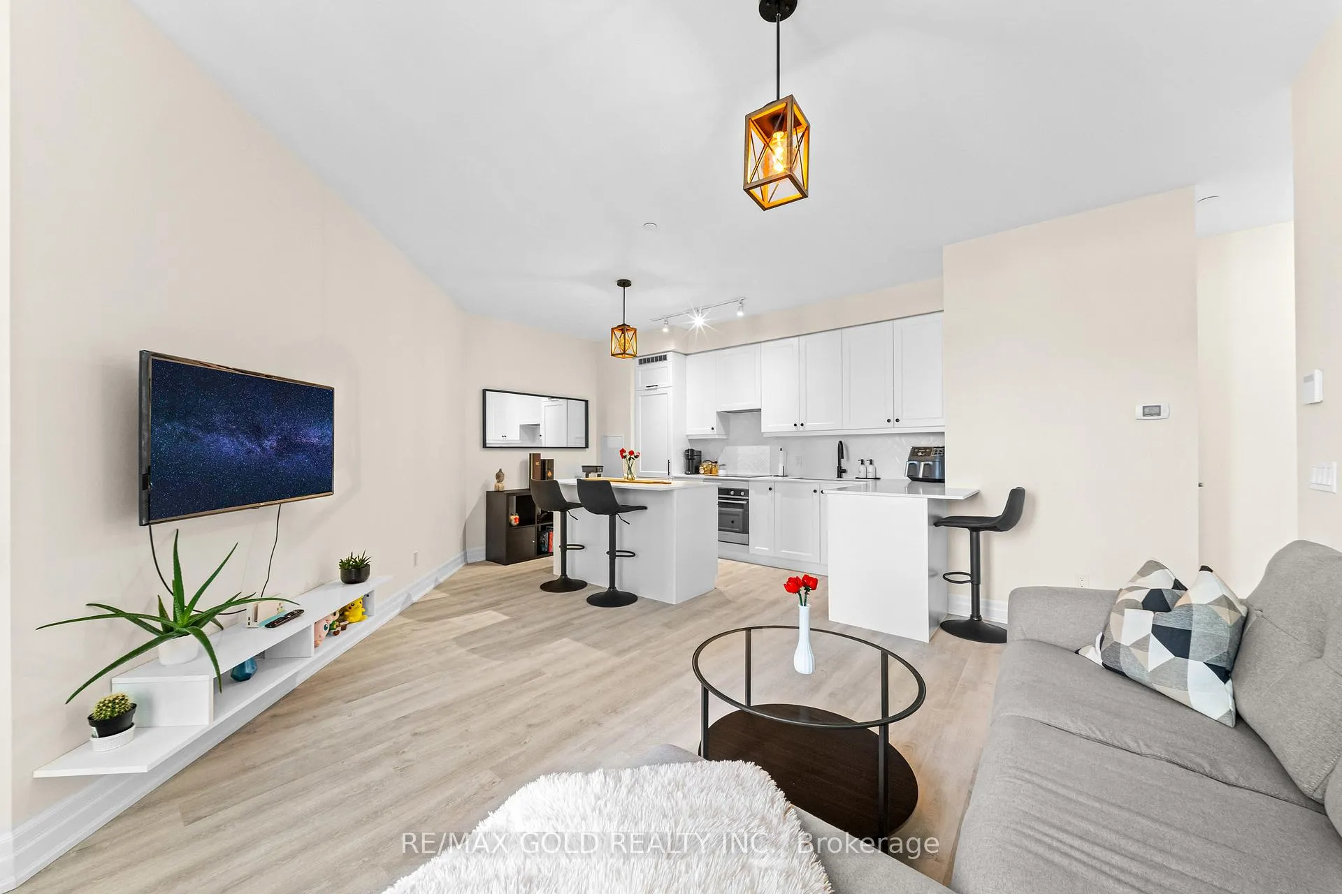 Photo 23 of Unit 618, 9075 Jane Street, Vaughan, Concord — HOMEH
