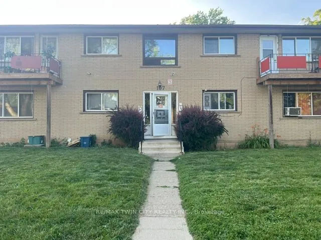 Photo 12 of Unit 4, 107 Sixth Avenue, Brantford, Eagle Place West — HOMEH