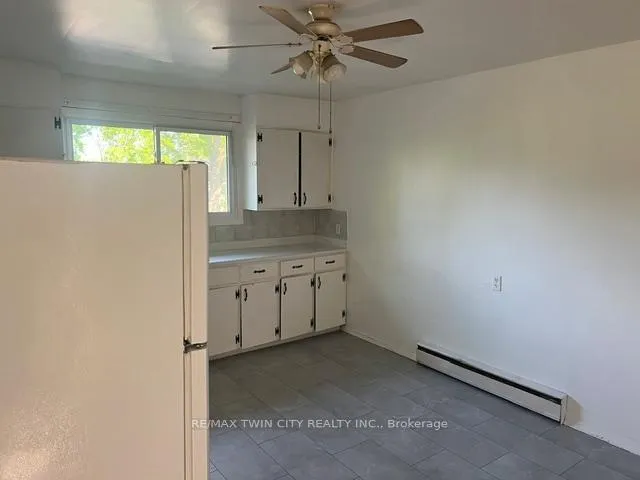 Photo 19 of Unit 4, 107 Sixth Avenue, Brantford, Eagle Place West — HOMEH
