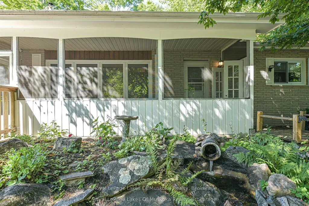 Photo 13 of 115 Douglas Street, Gravenhurst, Muskoka (S) — HOMEH