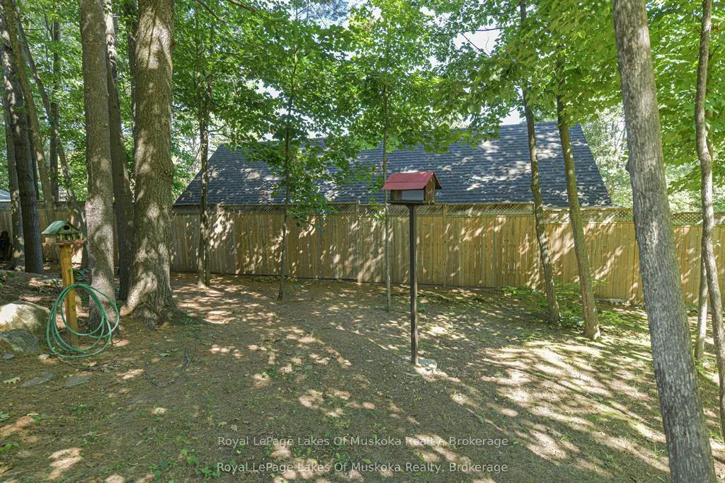Photo 14 of 115 Douglas Street, Gravenhurst, Muskoka (S) — HOMEH
