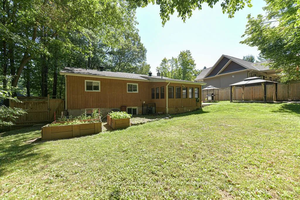 Photo 19 of 115 Douglas Street, Gravenhurst, Muskoka (S) — HOMEH