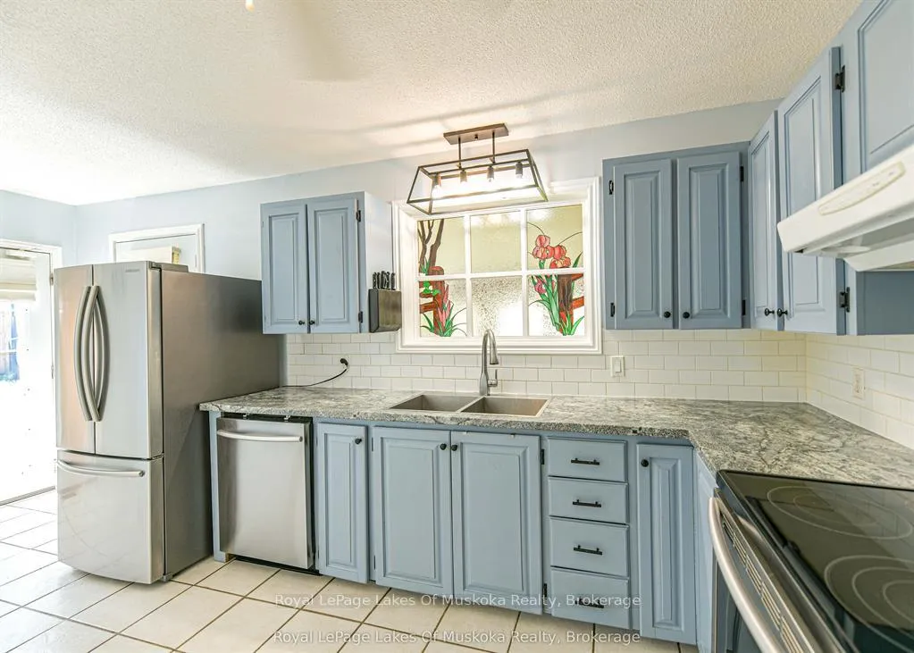 Photo 34 of 115 Douglas Street, Gravenhurst, Muskoka (S) — HOMEH
