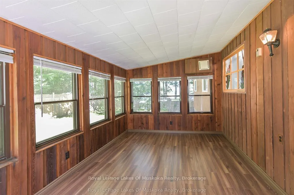 Photo 39 of 115 Douglas Street, Gravenhurst, Muskoka (S) — HOMEH