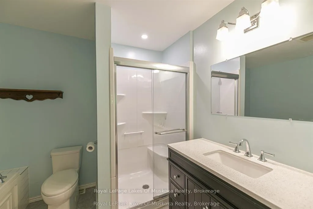 Photo 43 of 115 Douglas Street, Gravenhurst, Muskoka (S) — HOMEH