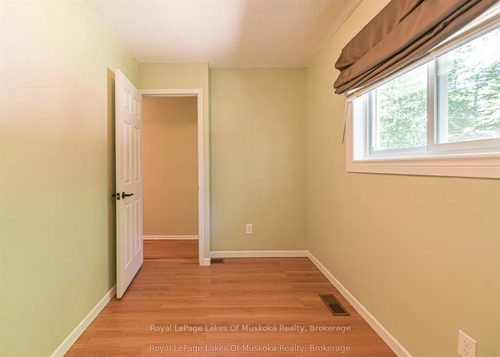 Photo 44 of 115 Douglas Street, Gravenhurst, Muskoka (S) — HOMEH